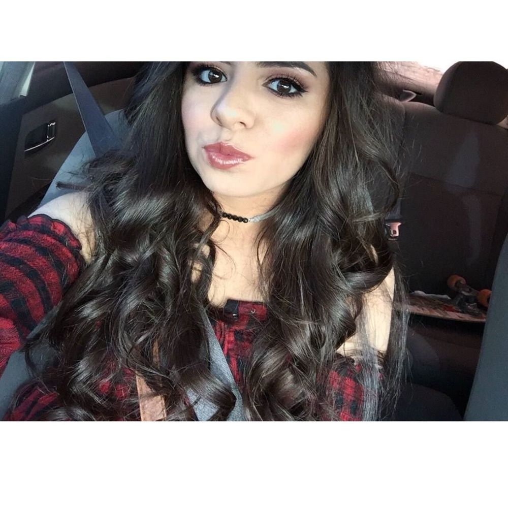 Meet your Posher, Savanah